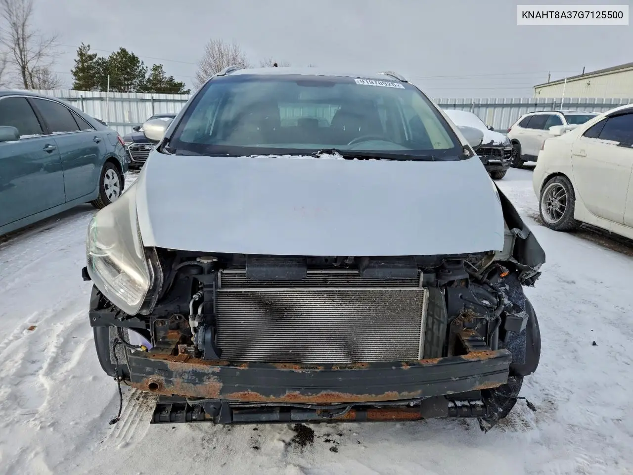 KNAHT8A37G7125500 2016 Kia Rondo
