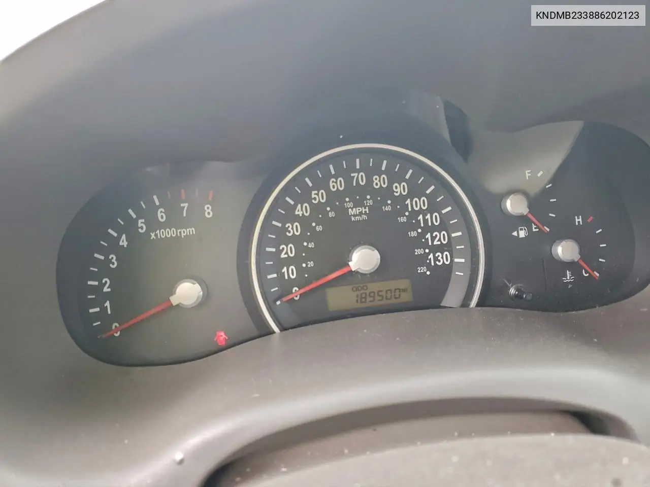 KNDMB233886202123 2008 Kia Sedona Ex