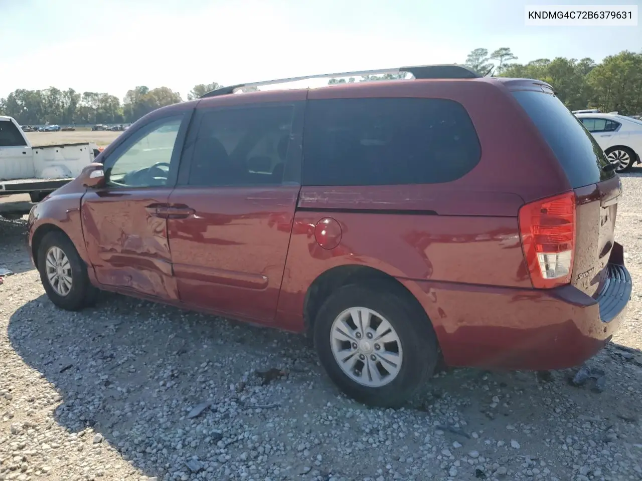 KNDMG4C72B6379631 2011 Kia Sedona Lx