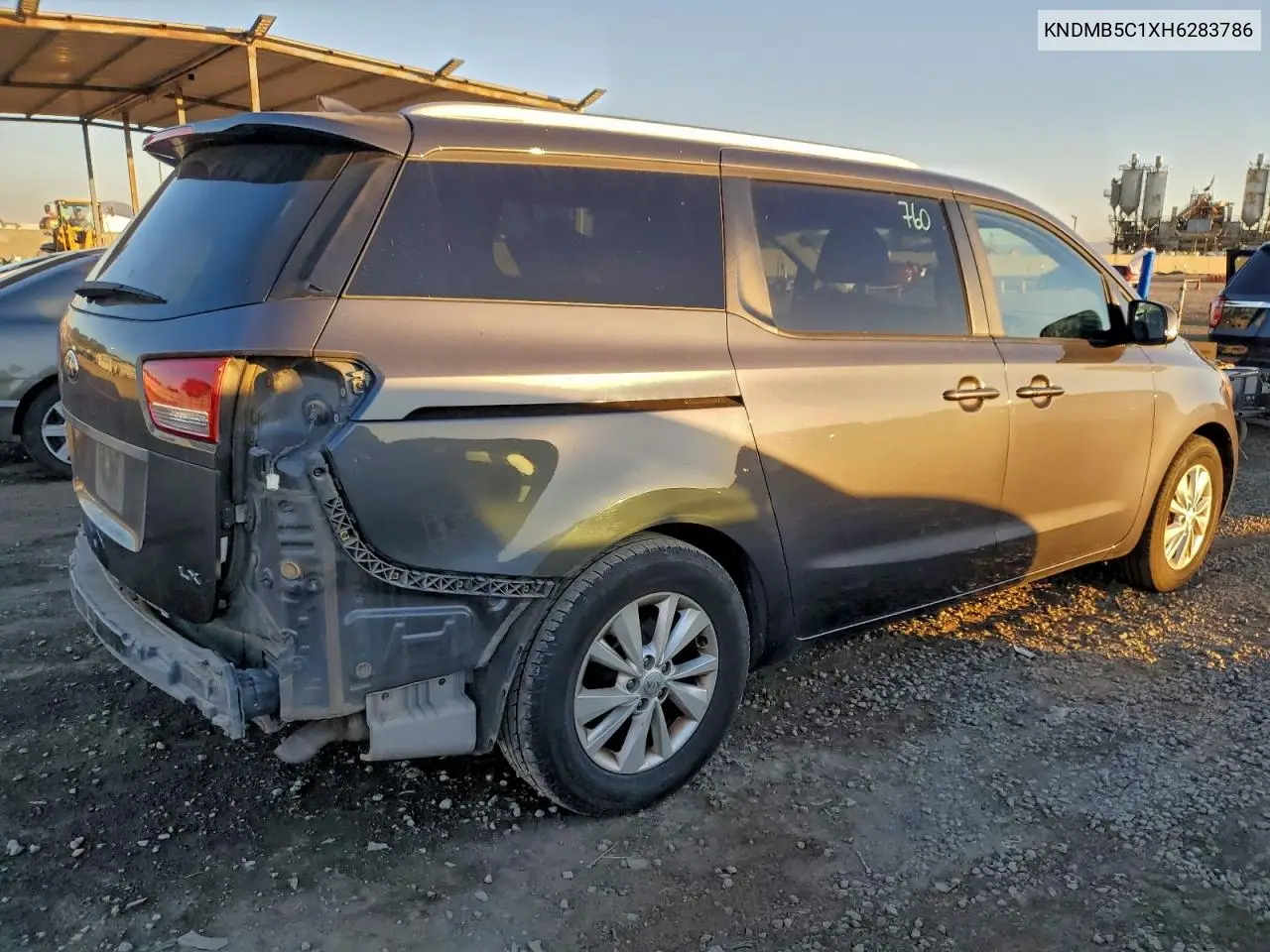 KNDMB5C1XH6283786 2017 Kia Sedona Lx