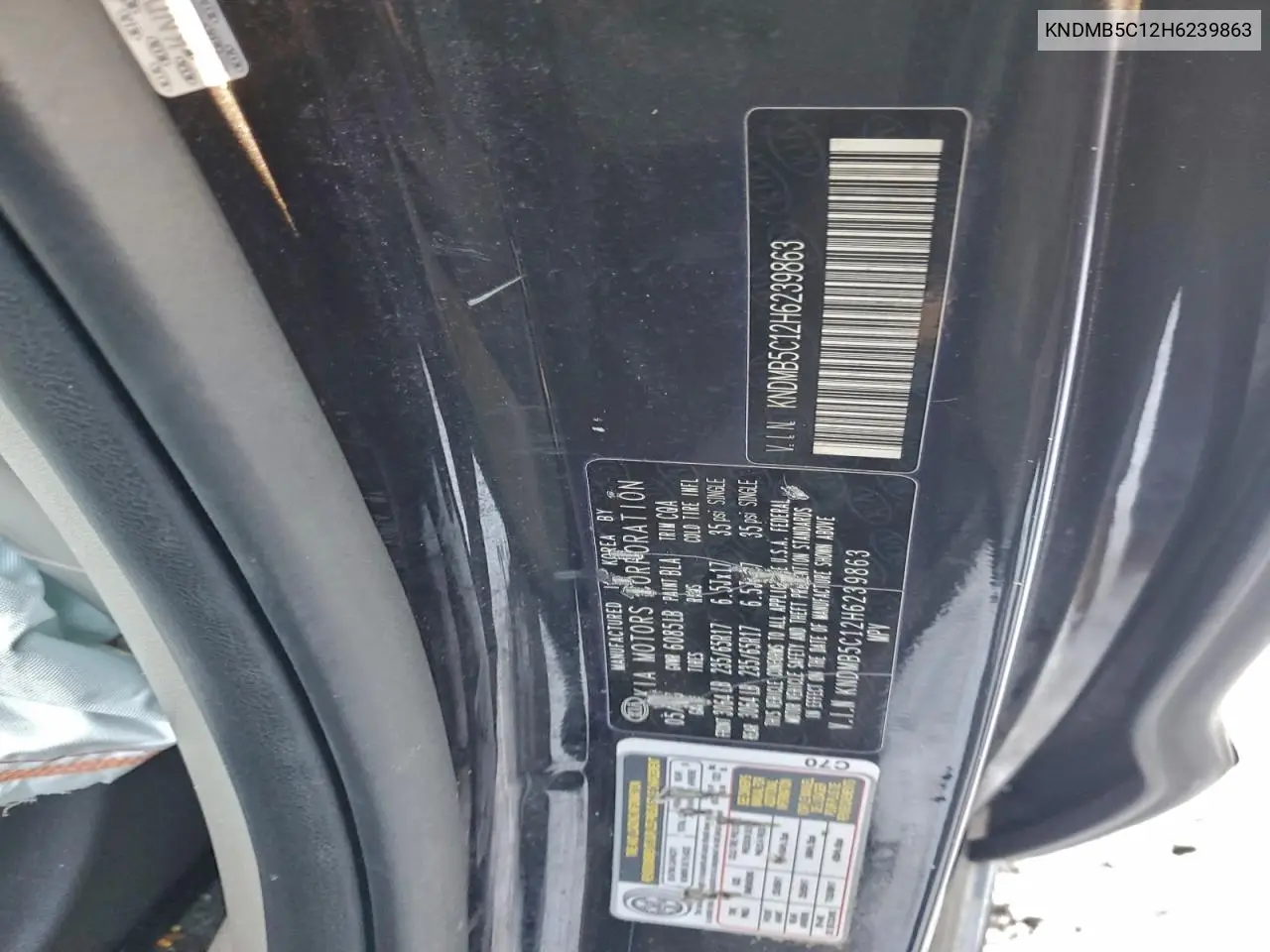 KNDMB5C12H6239863 2017 Kia Sedona Lx
