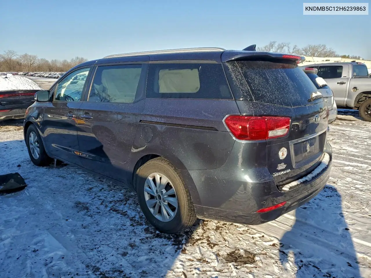 KNDMB5C12H6239863 2017 Kia Sedona Lx