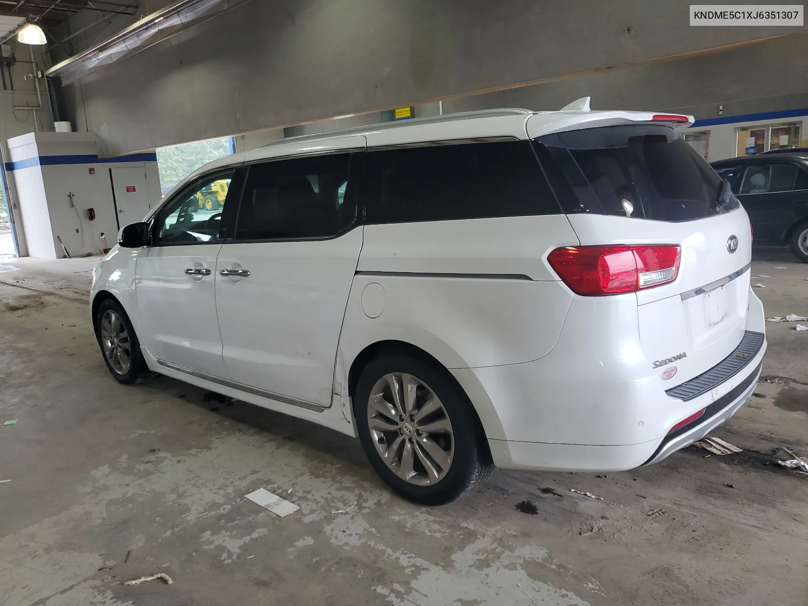 KNDME5C1XJ6351307 2018 Kia Sedona Sxl