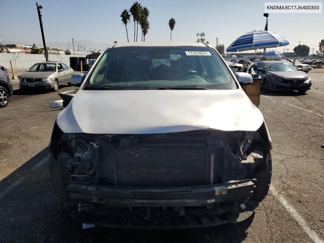 KNDMA5C17J6400300 2018 Kia Sedona L