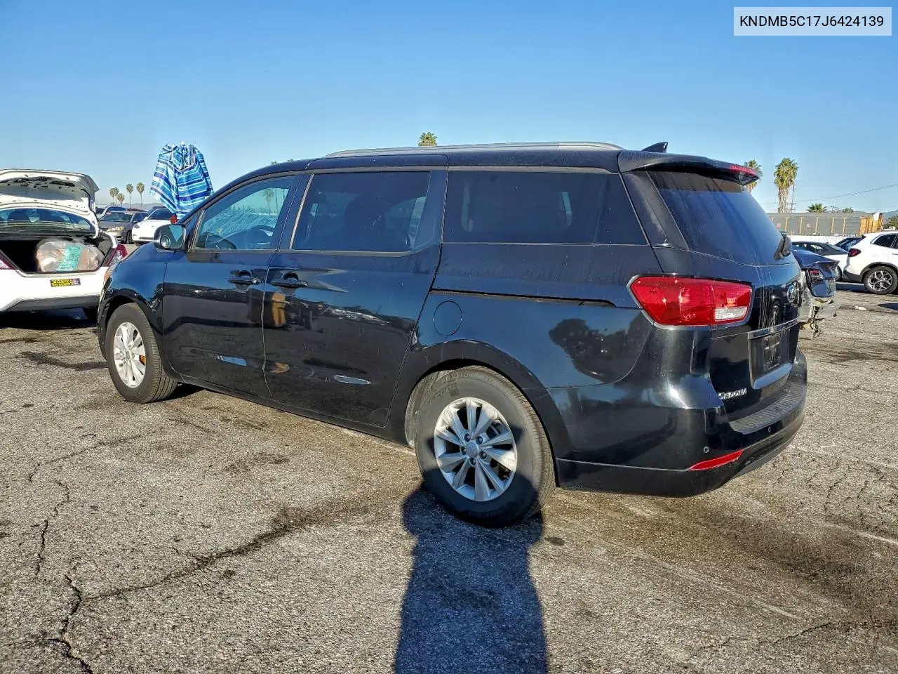 KNDMB5C17J6424139 2018 Kia Sedona Lx
