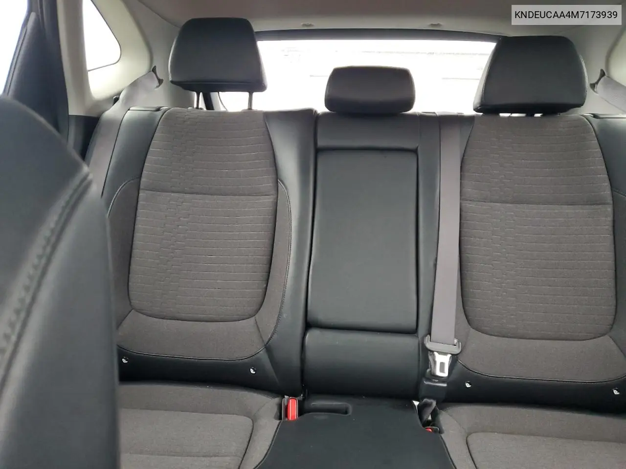KNDEUCAA4M7173939 2021 Kia Seltos S