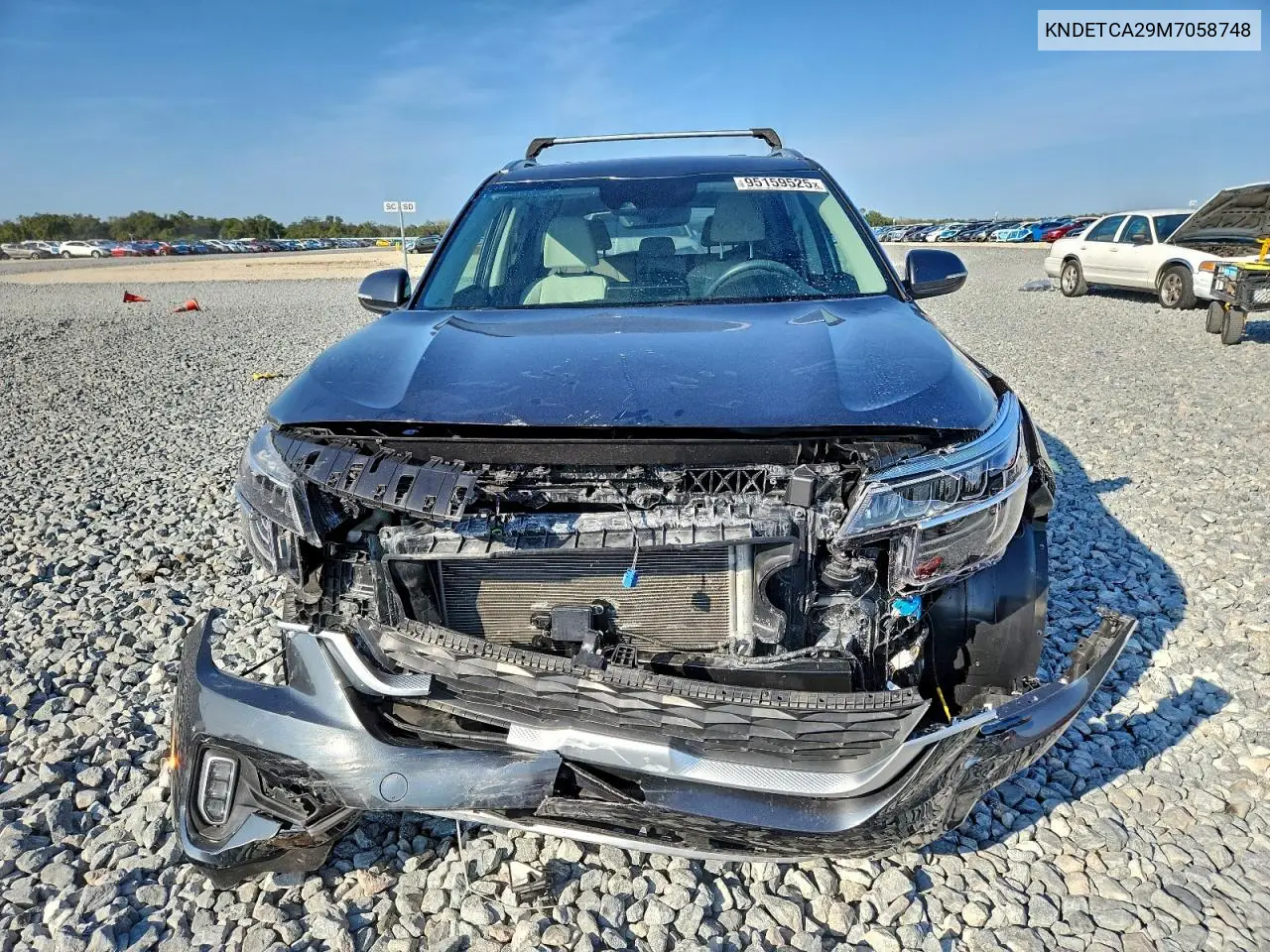 KNDETCA29M7058748 2021 Kia Seltos Sx