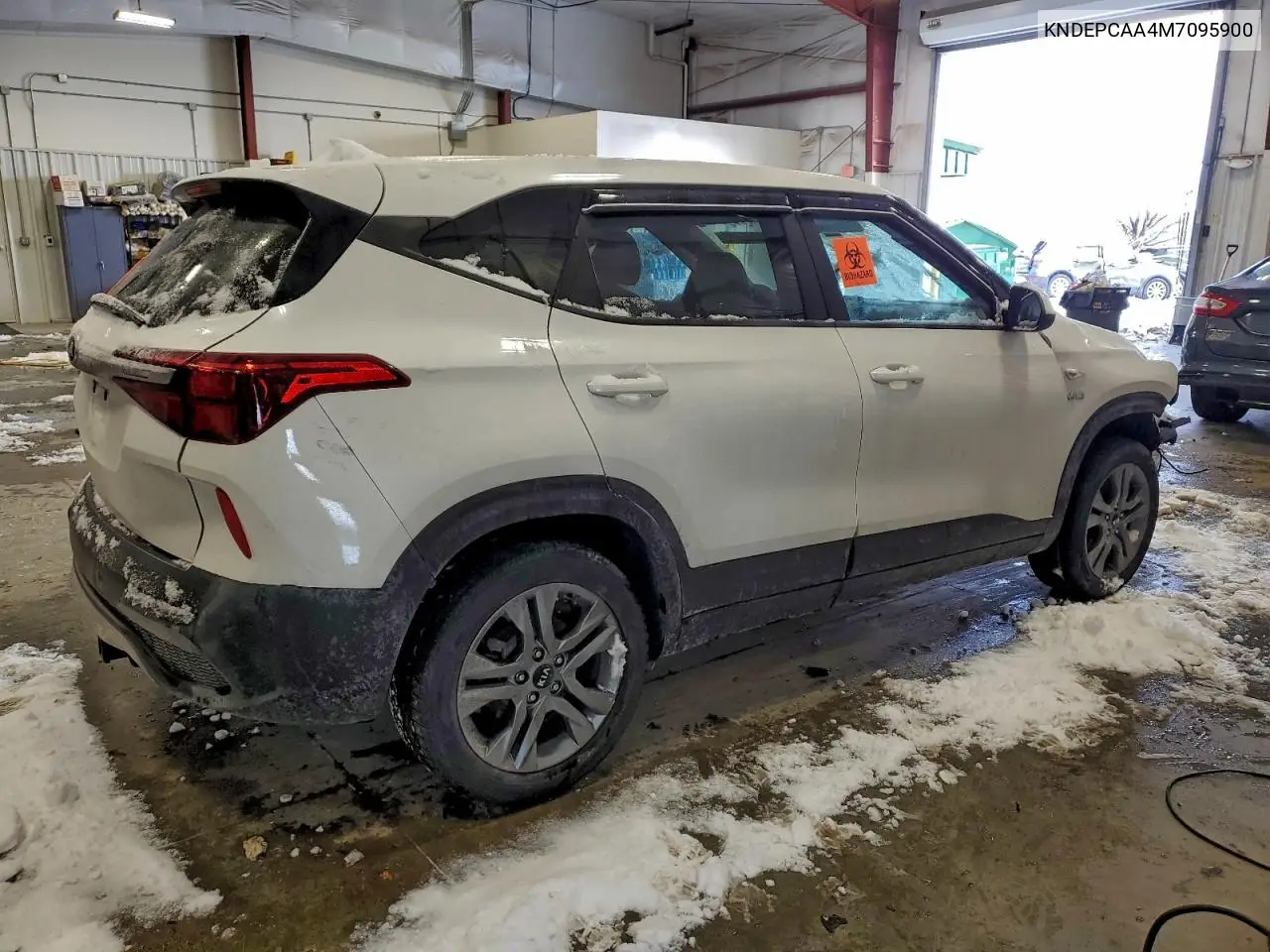 KNDEPCAA4M7095900 2021 Kia Seltos Lx