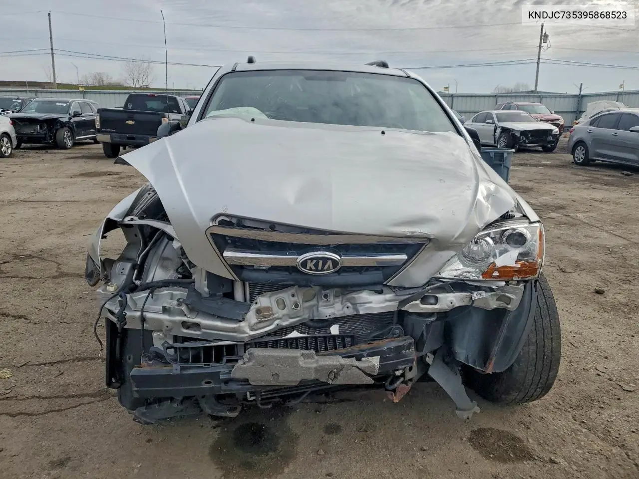 KNDJC735395868523 2009 Kia Sorento Lx