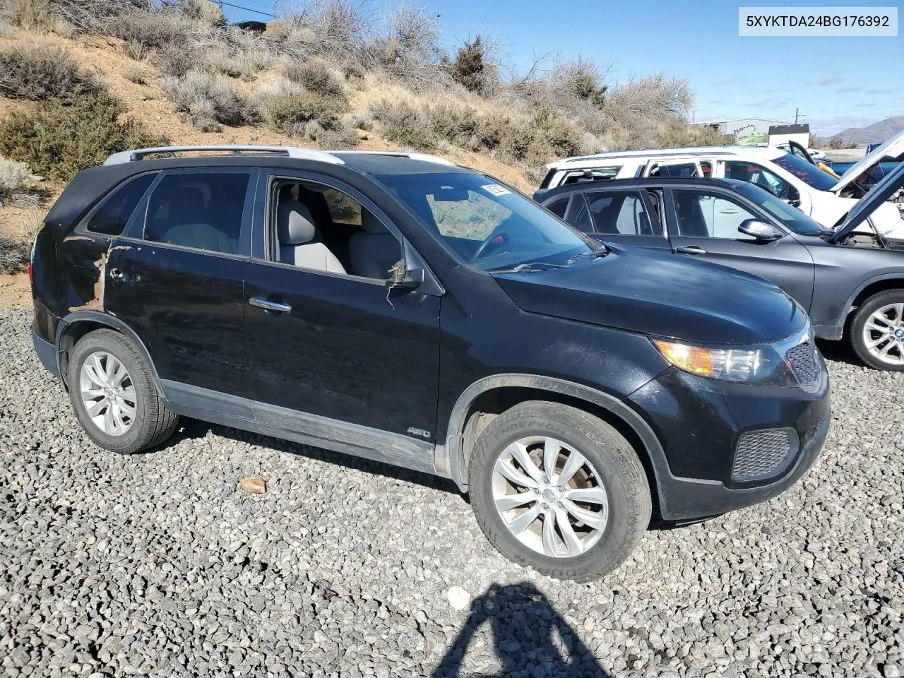 5XYKTDA24BG176392 2011 Kia Sorento Base