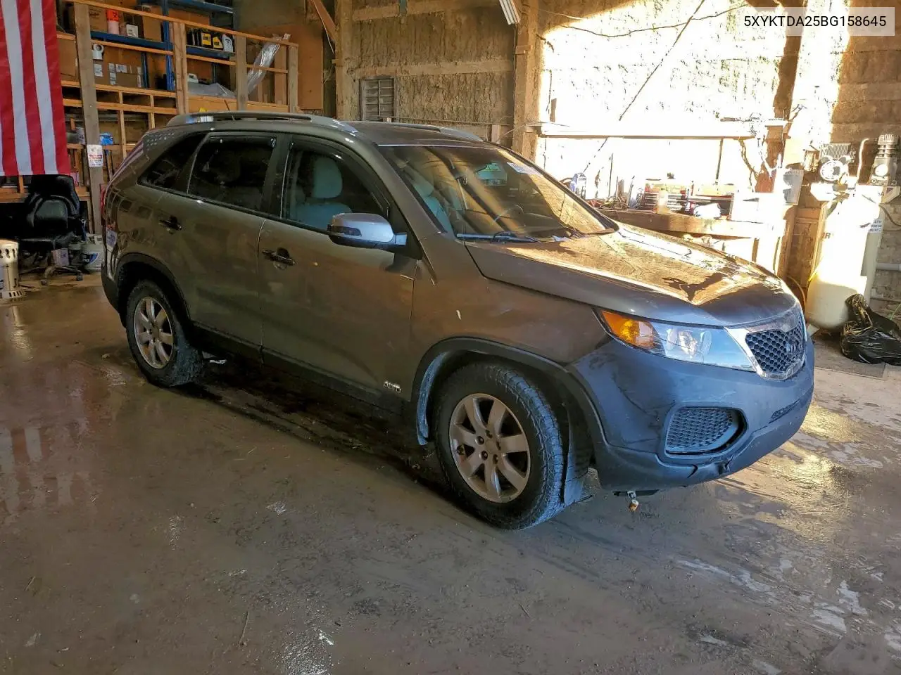 5XYKTDA25BG158645 2011 Kia Sorento Base