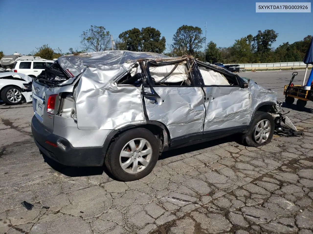 5XYKTDA17BG003926 2011 Kia Sorento Base