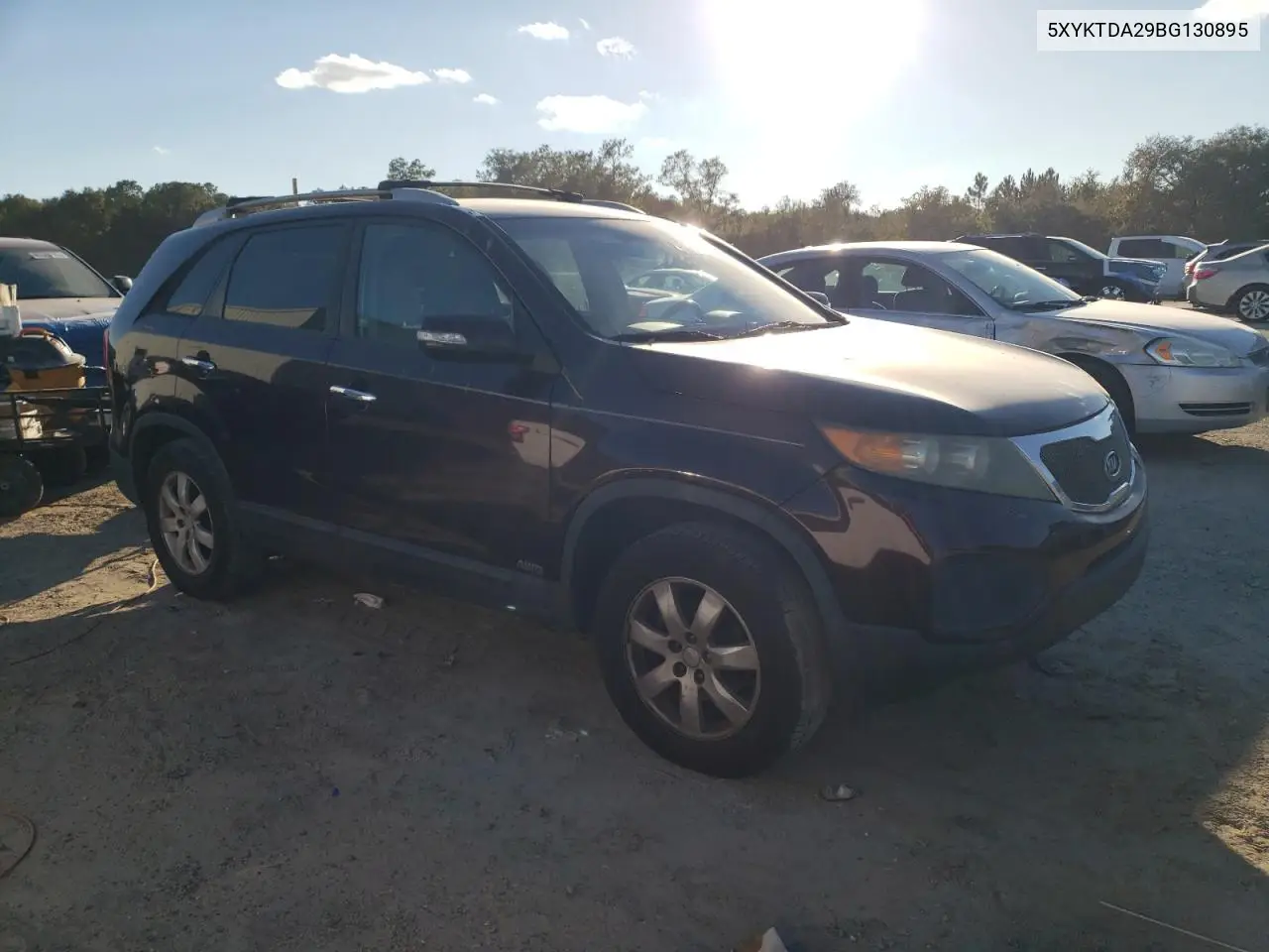 5XYKTDA29BG130895 2011 Kia Sorento Base