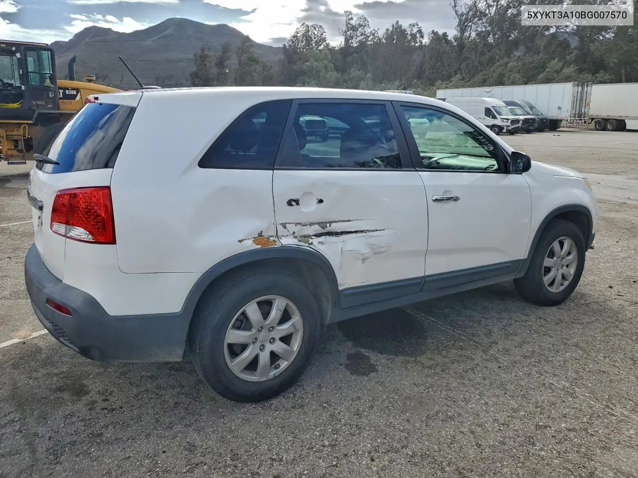 5XYKT3A10BG007570 2011 Kia Sorento Base