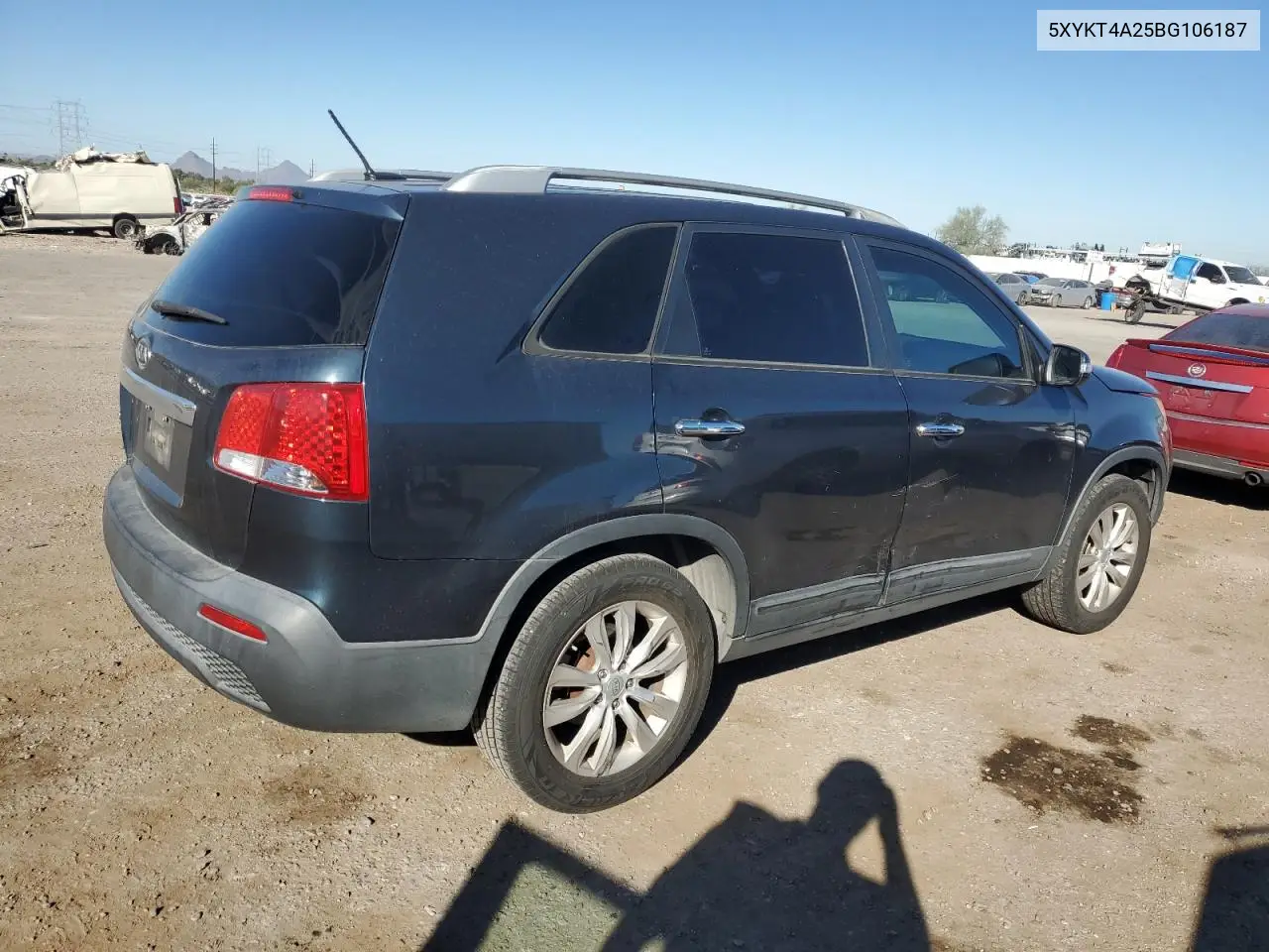 5XYKT4A25BG106187 2011 Kia Sorento Base