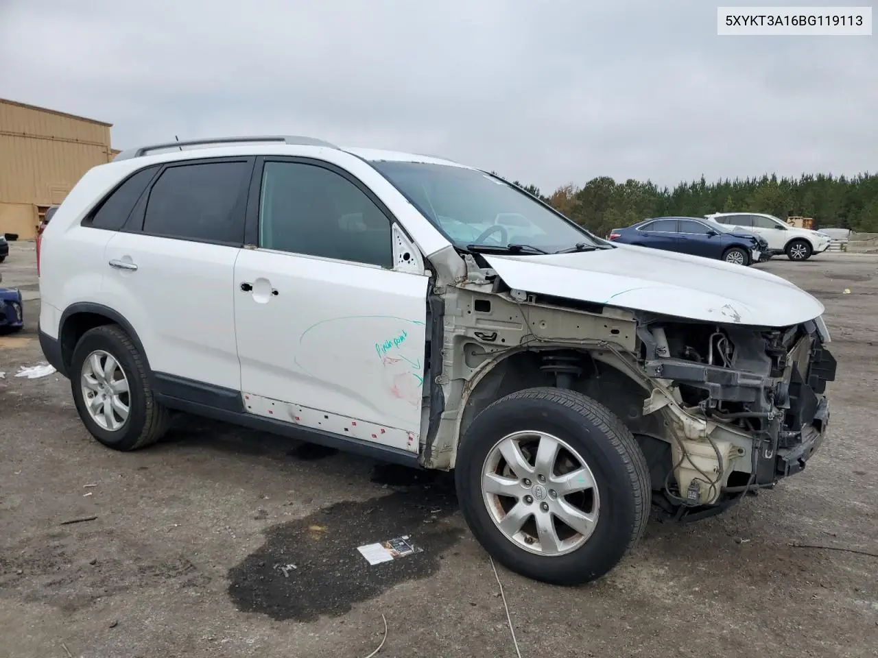 5XYKT3A16BG119113 2011 Kia Sorento Base