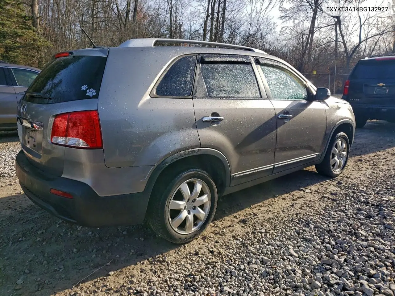5XYKT3A14BG132927 2011 Kia Sorento Base