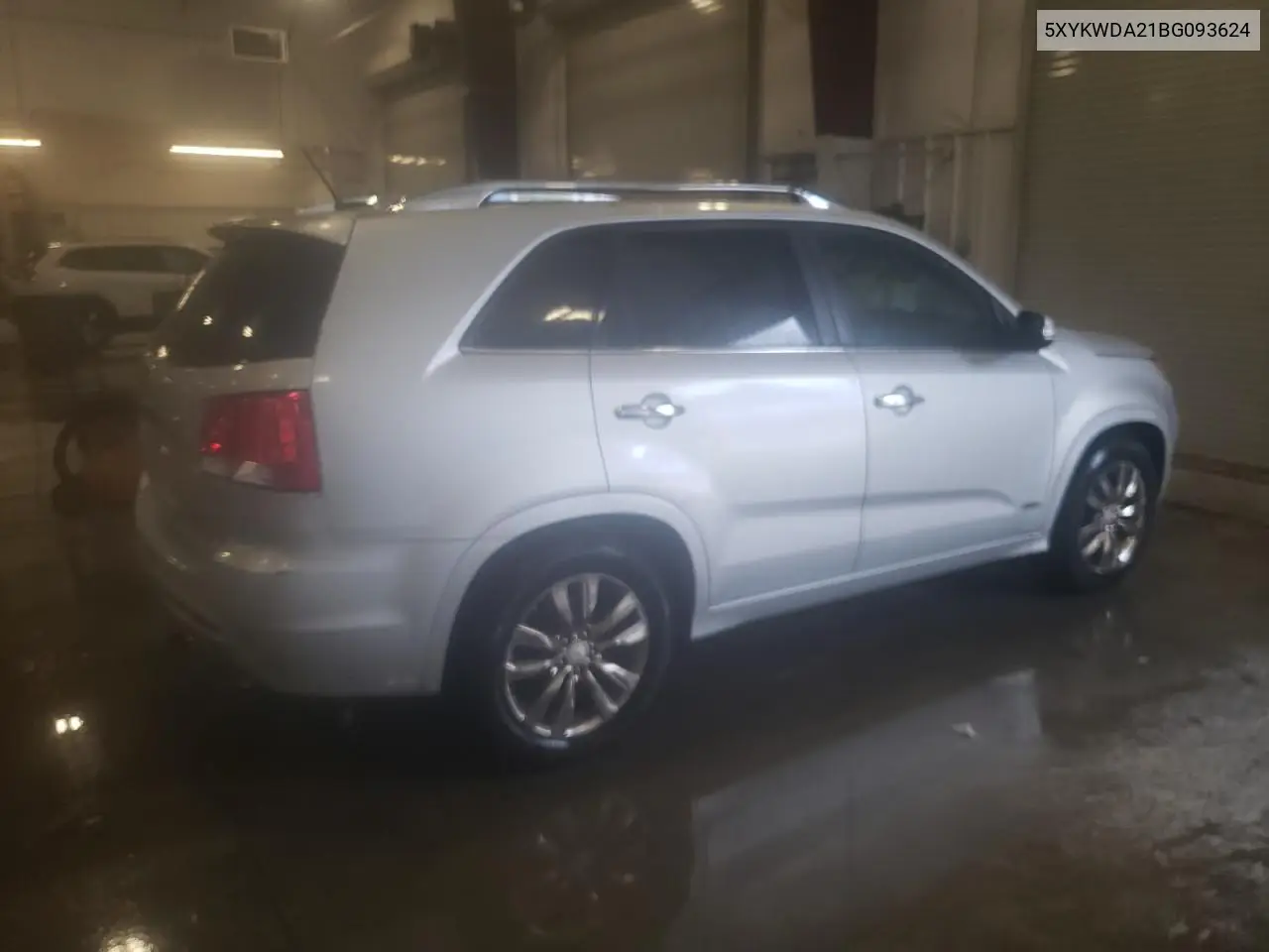 5XYKWDA21BG093624 2011 Kia Sorento Sx