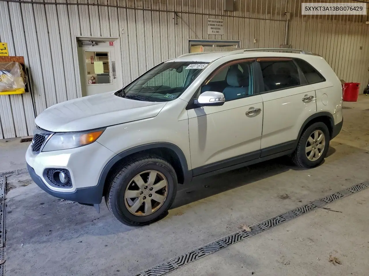 5XYKT3A13BG076429 2011 Kia Sorento Base