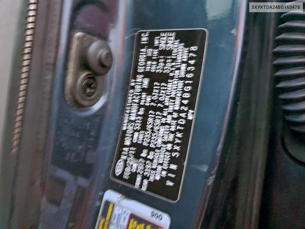 5XYKTDA24BG163478 2011 Kia Sorento Base