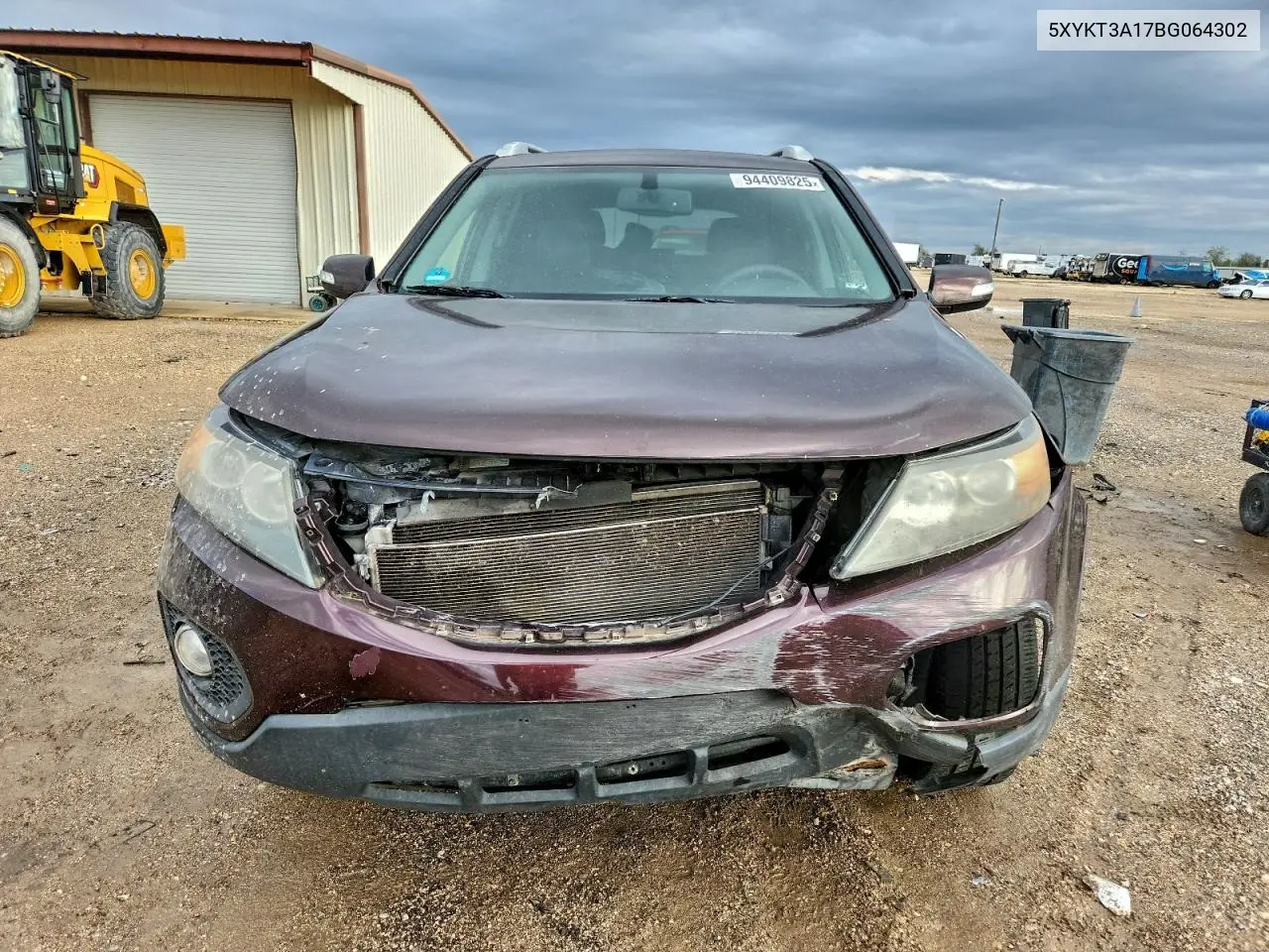5XYKT3A17BG064302 2011 Kia Sorento Base