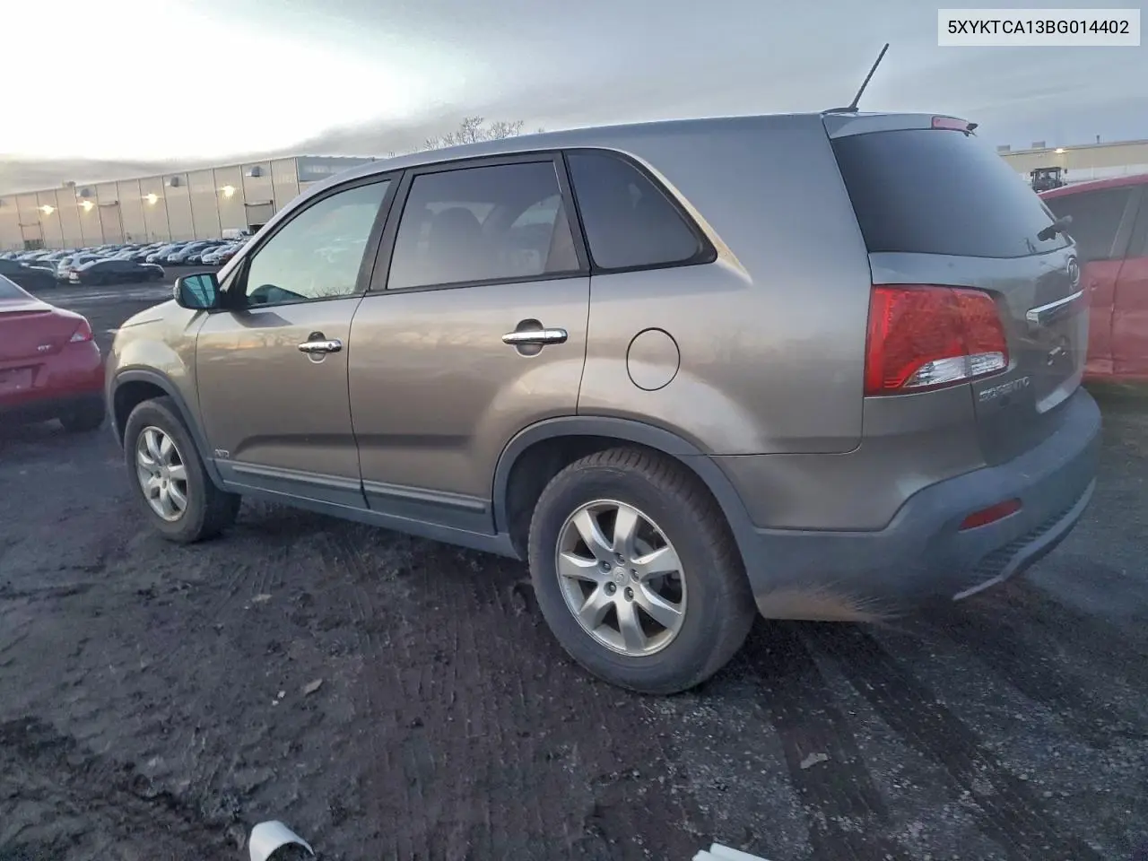 5XYKTCA13BG014402 2011 Kia Sorento Base