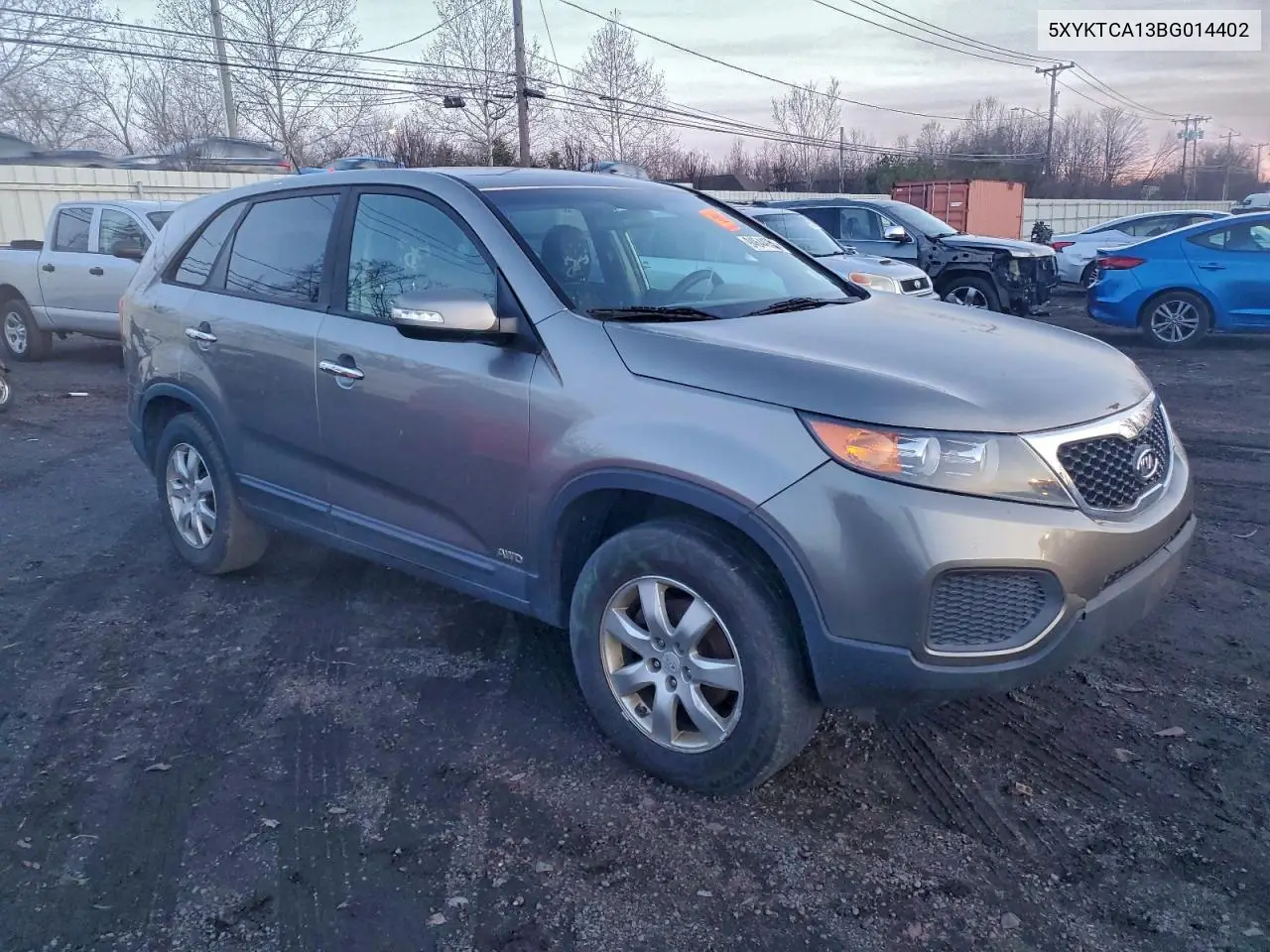 5XYKTCA13BG014402 2011 Kia Sorento Base