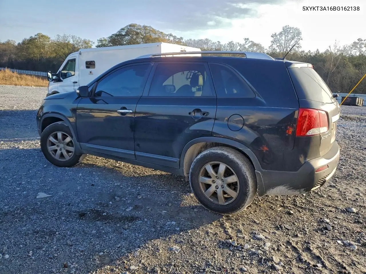 5XYKT3A16BG162138 2011 Kia Sorento Base