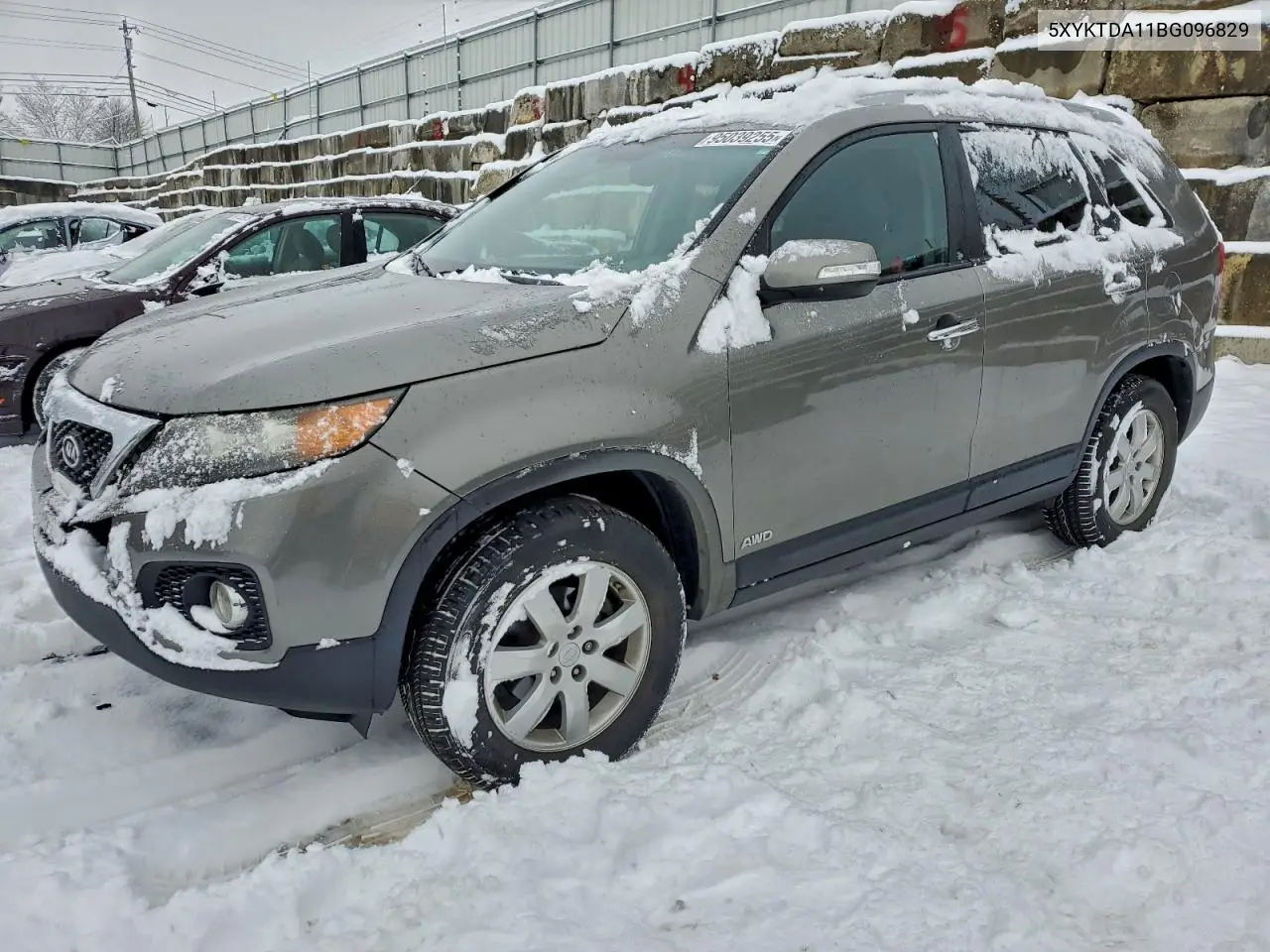 5XYKTDA11BG096829 2011 Kia Sorento Base