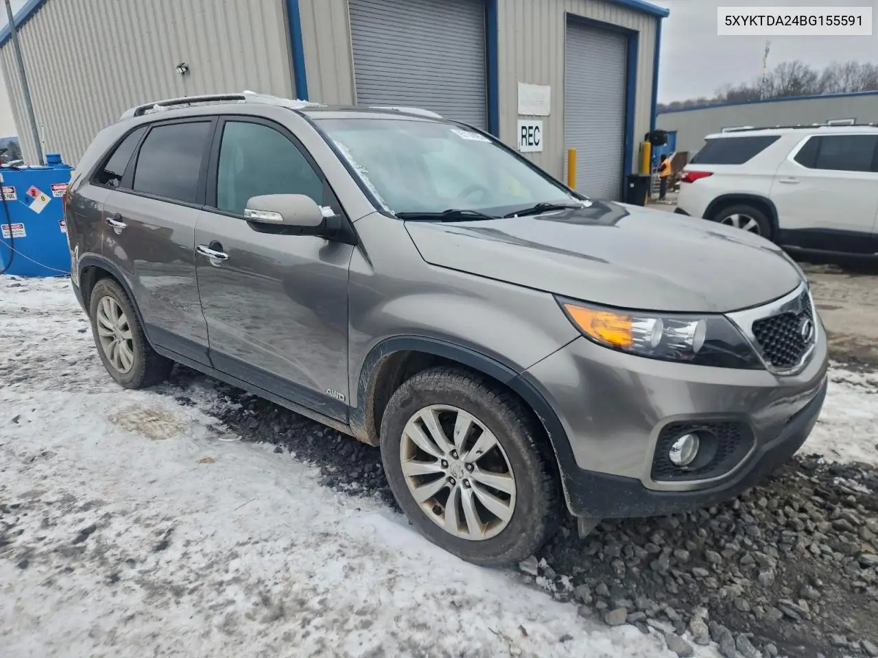 5XYKTDA24BG155591 2011 Kia Sorento Base