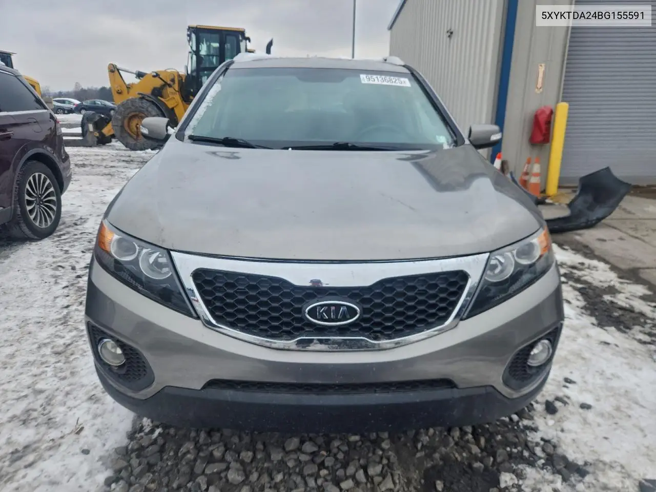 5XYKTDA24BG155591 2011 Kia Sorento Base