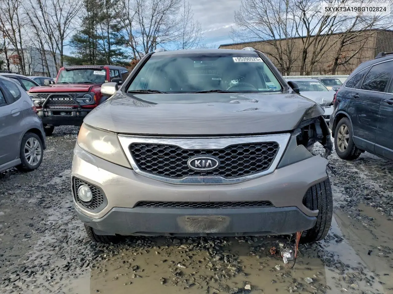 5XYKT3A19BG102824 2011 Kia Sorento Base