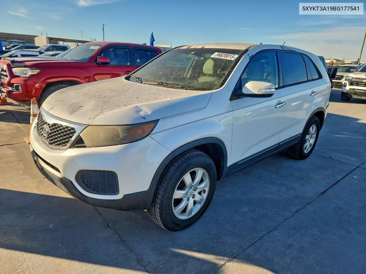 5XYKT3A19BG177541 2011 Kia Sorento Base