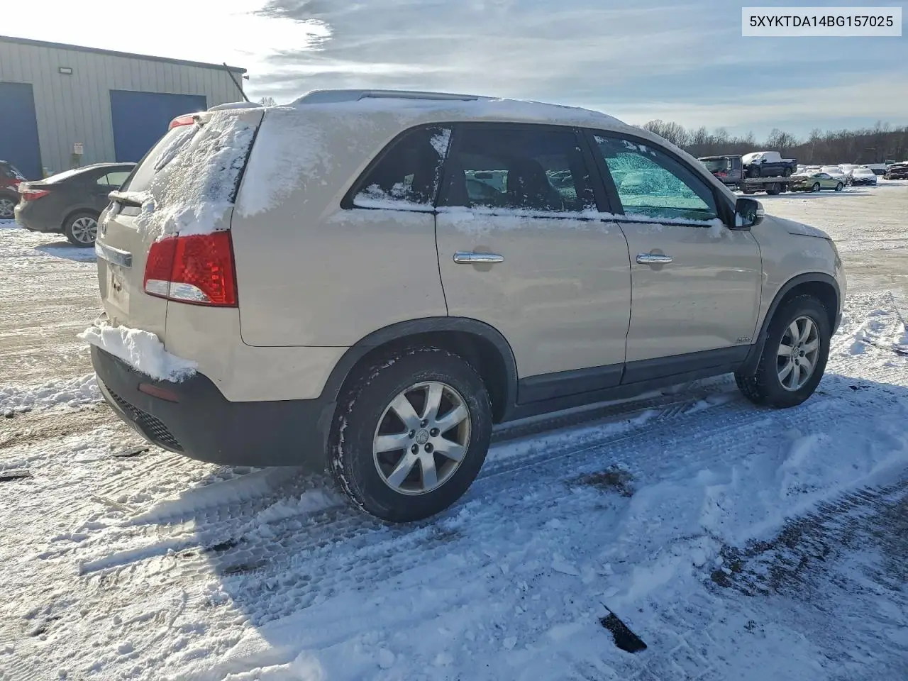 5XYKTDA14BG157025 2011 Kia Sorento Base