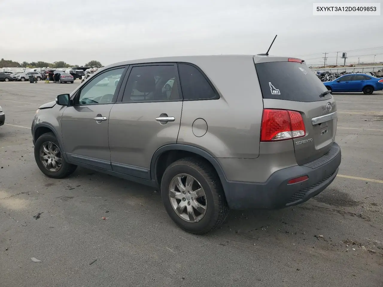 5XYKT3A12DG409853 2013 Kia Sorento Lx