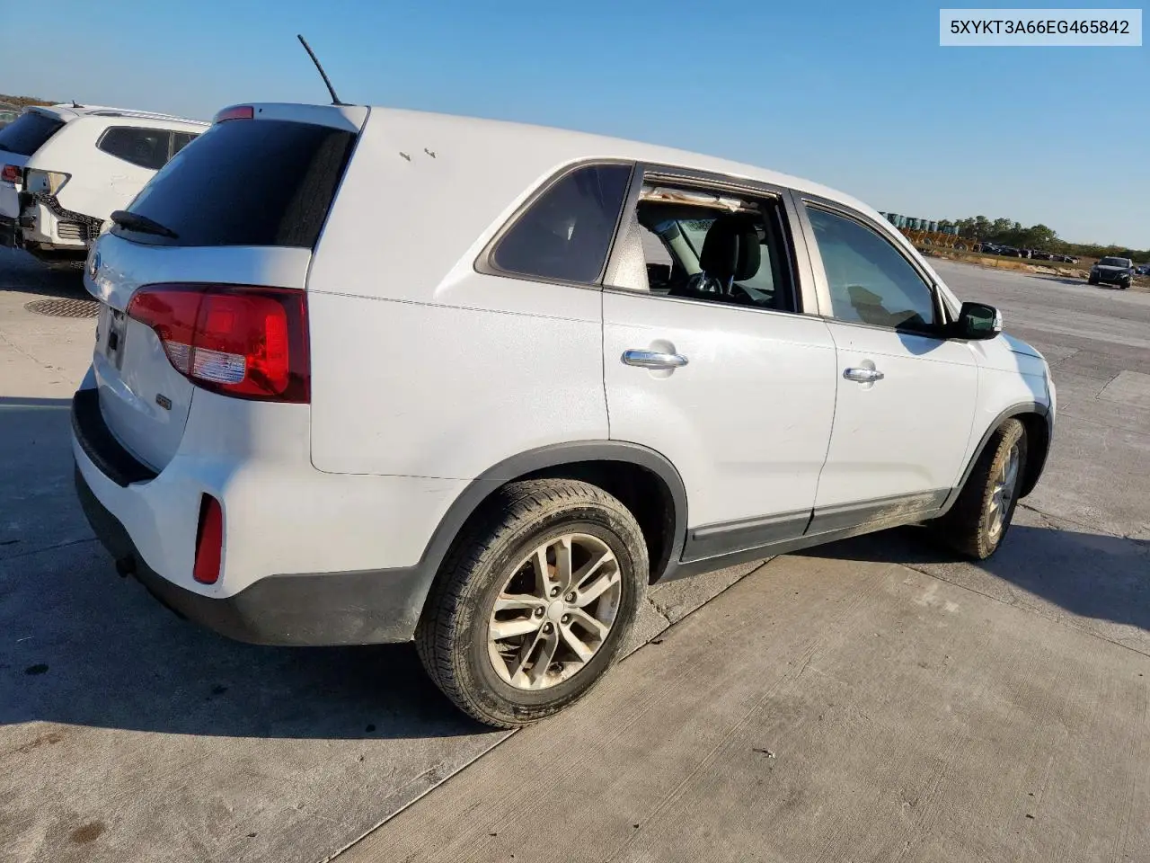 5XYKT3A66EG465842 2014 Kia Sorento Lx