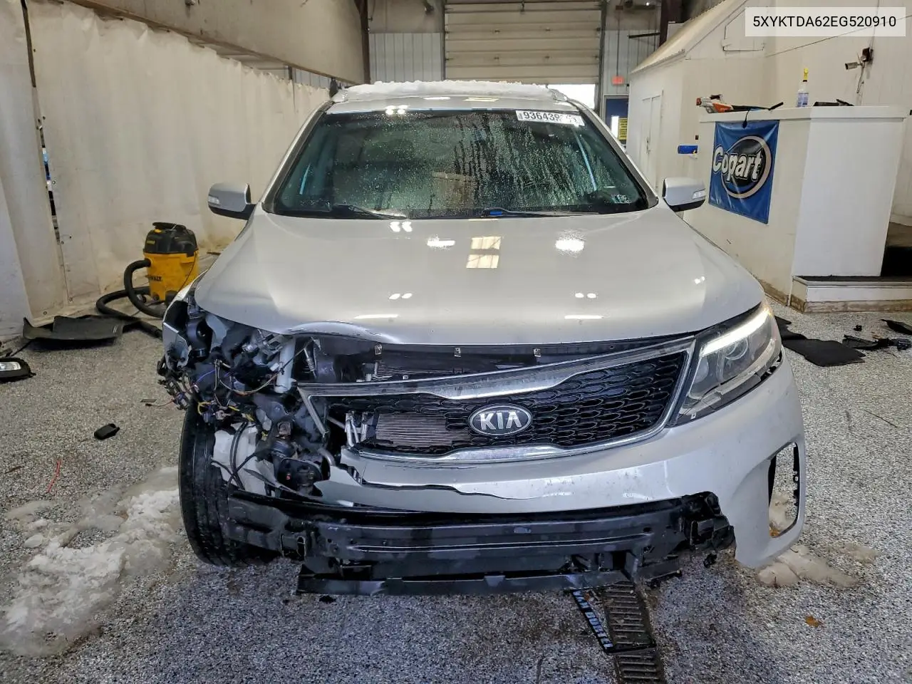 5XYKTDA62EG520910 2014 Kia Sorento Lx