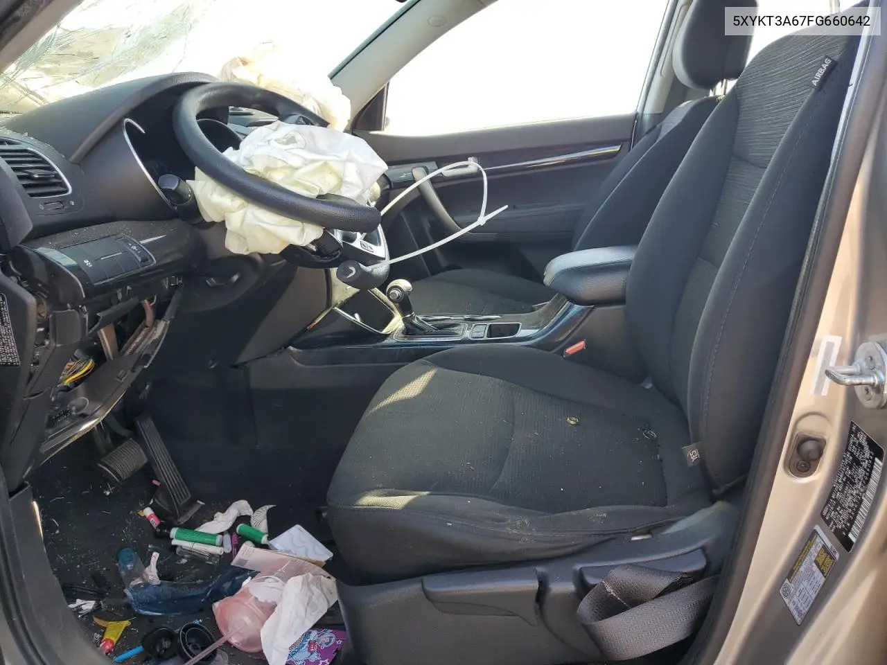 5XYKT3A67FG660642 2015 Kia Sorento Lx