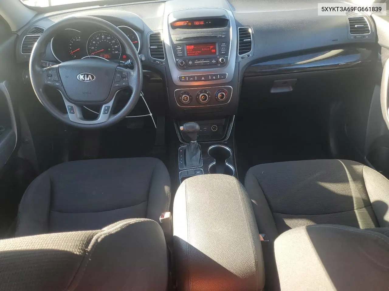 5XYKT3A69FG661839 2015 Kia Sorento Lx