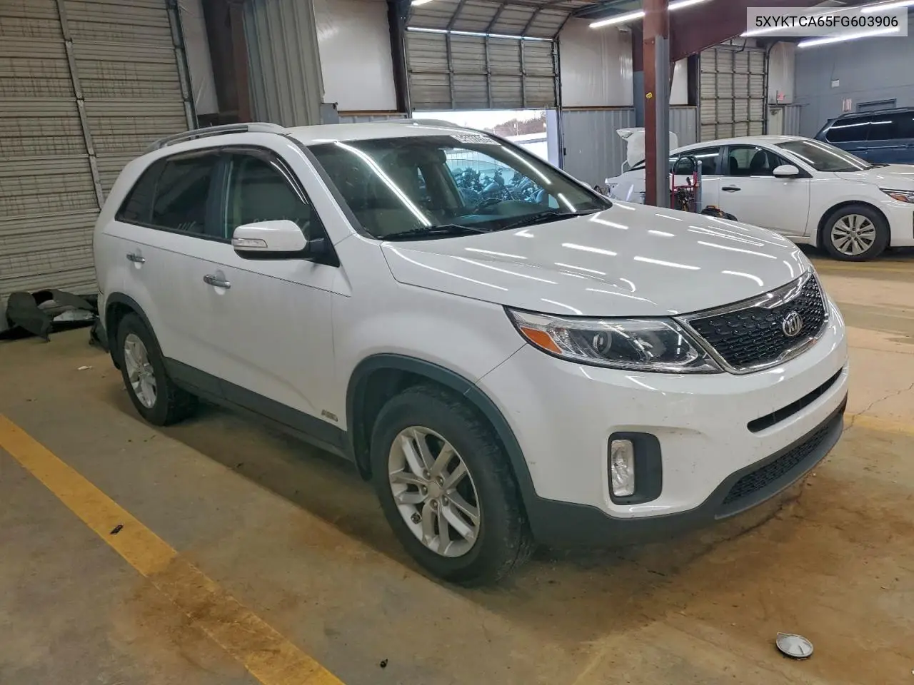 5XYKTCA65FG603906 2015 Kia Sorento Lx