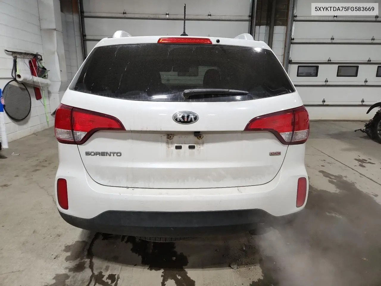 5XYKTDA75FG583669 2015 Kia Sorento Lx