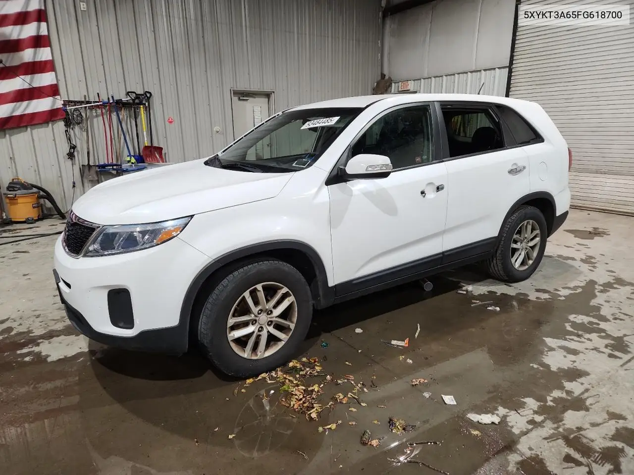 5XYKT3A65FG618700 2015 Kia Sorento Lx