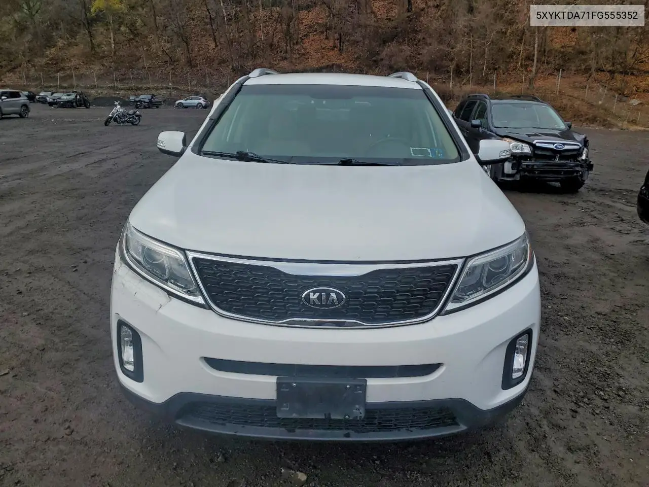 5XYKTDA71FG555352 2015 Kia Sorento Lx