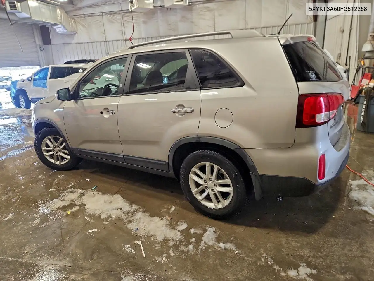 5XYKT3A60FG612268 2015 Kia Sorento Lx
