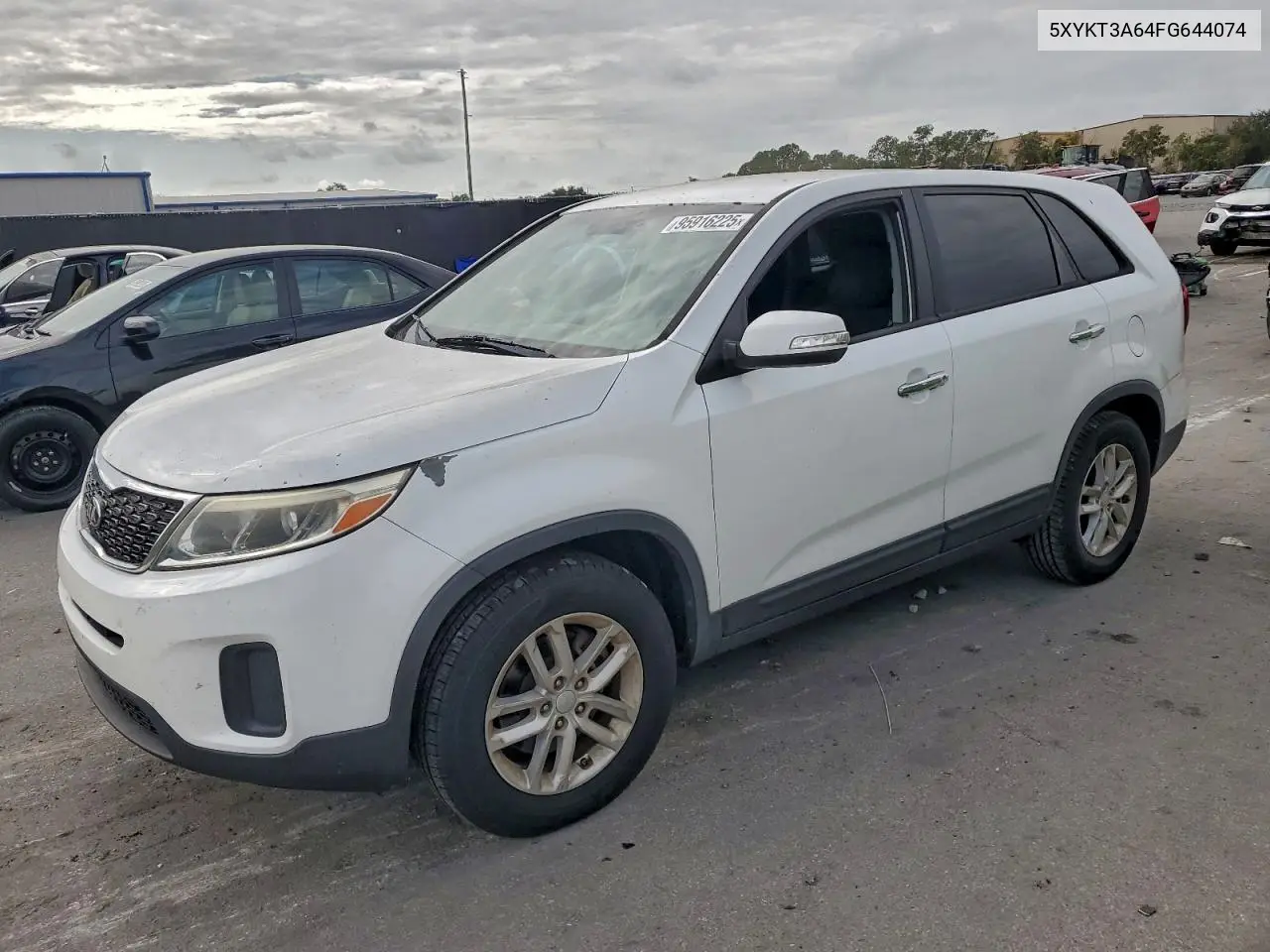 5XYKT3A64FG644074 2015 Kia Sorento Lx