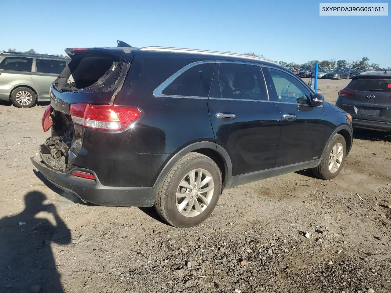 5XYPGDA39GG051611 2016 Kia Sorento Lx