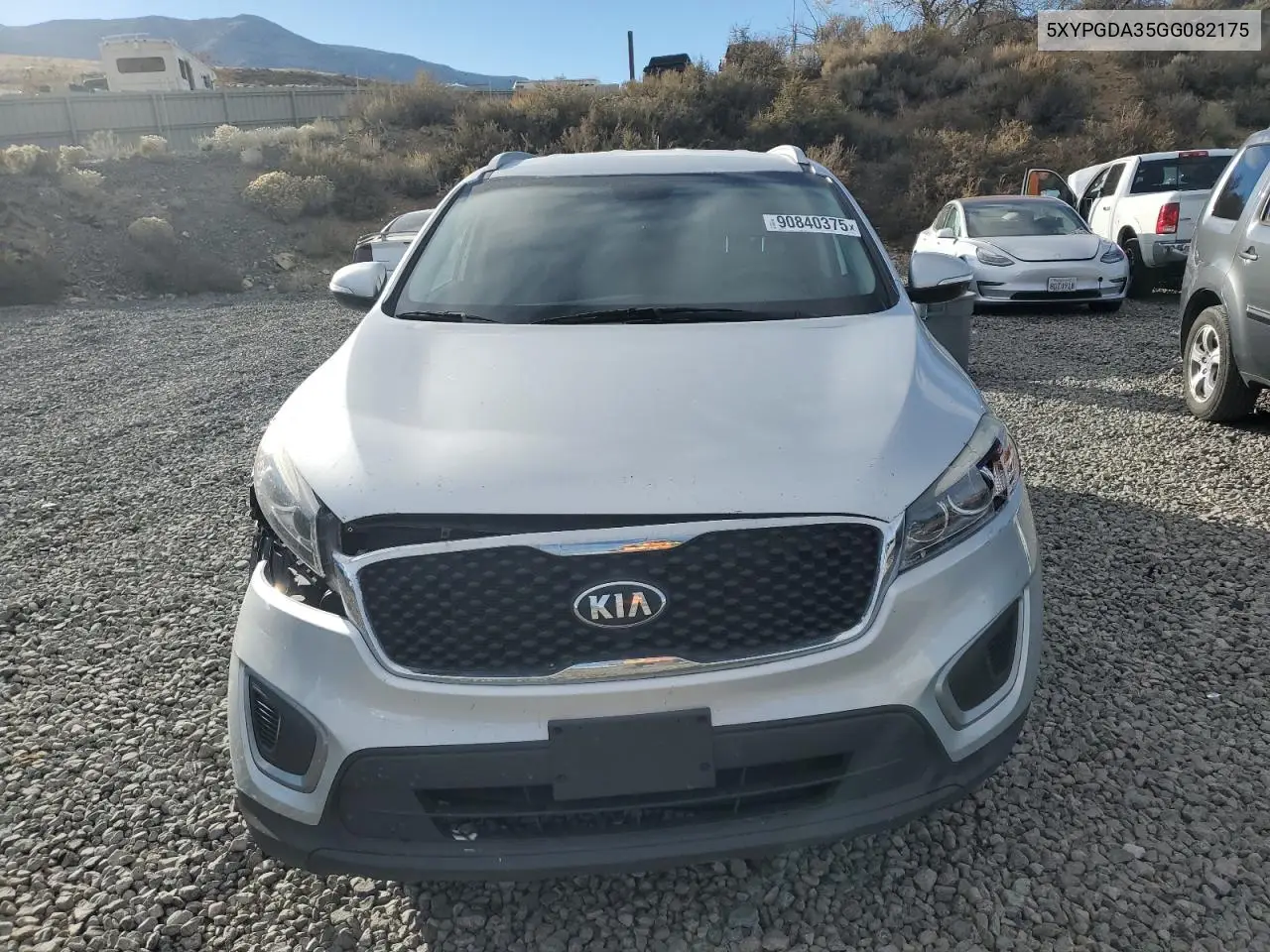5XYPGDA35GG082175 2016 Kia Sorento Lx