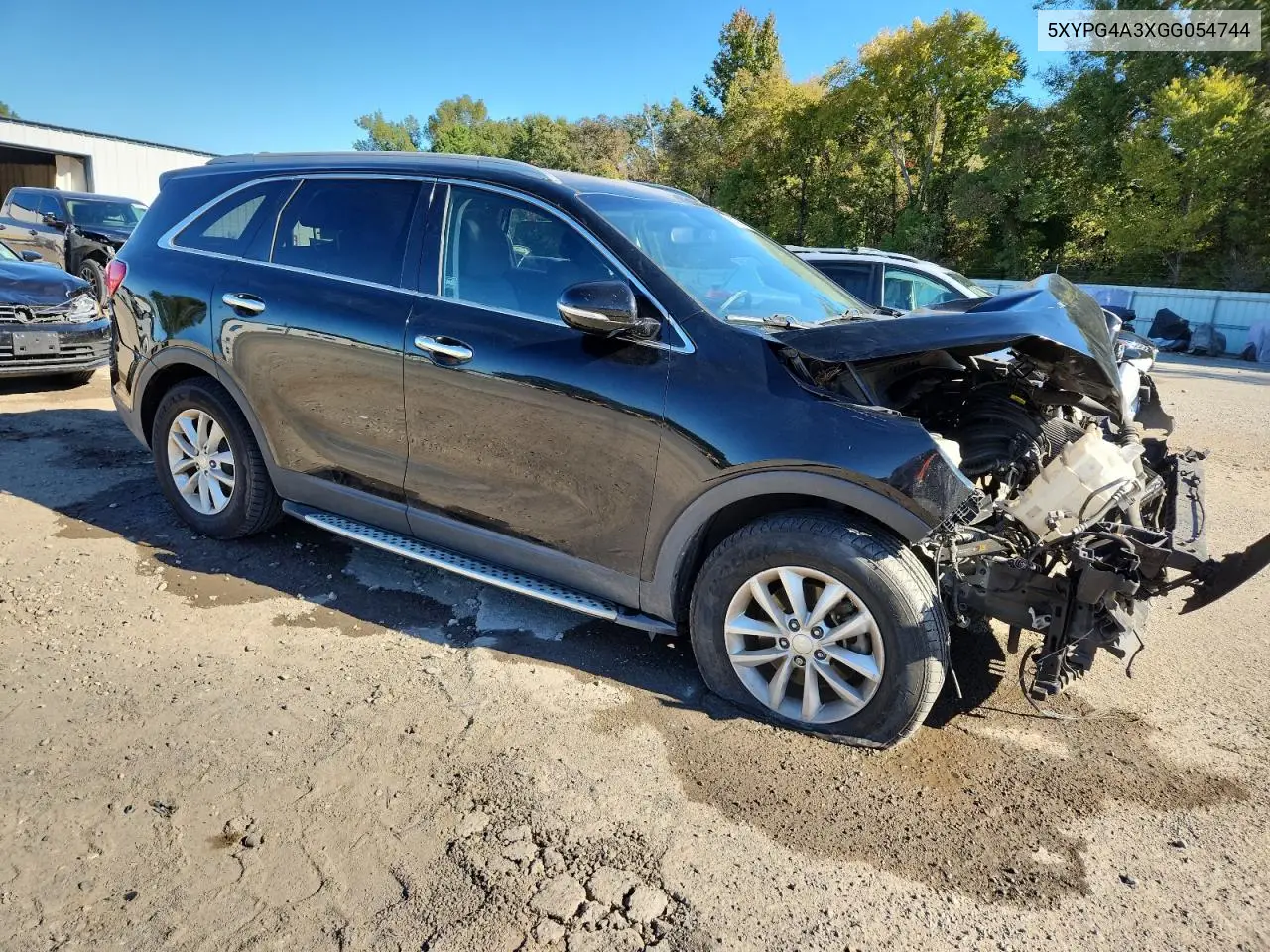 5XYPG4A3XGG054744 2016 Kia Sorento Lx