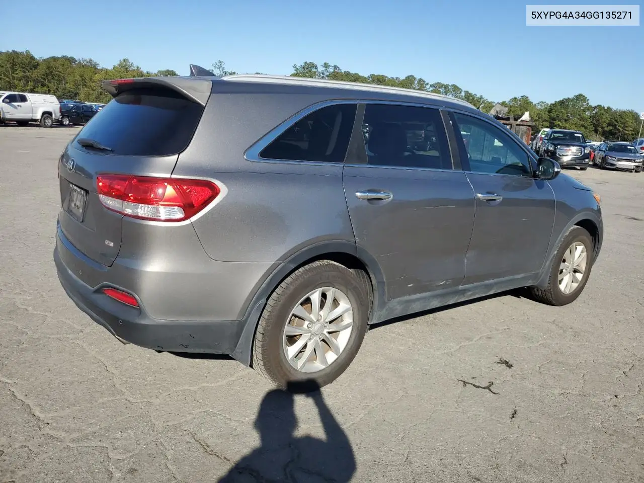 5XYPG4A34GG135271 2016 Kia Sorento Lx