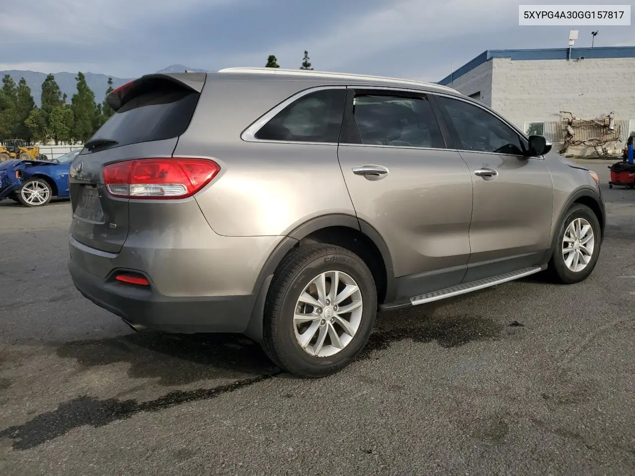 5XYPG4A30GG157817 2016 Kia Sorento Lx